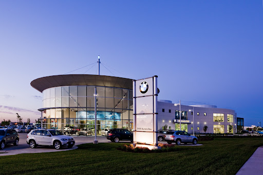 BMW Dealer «Bill Jacobs BMW», reviews and photos, 2495 Aurora Ave, Naperville, IL 60540, USA