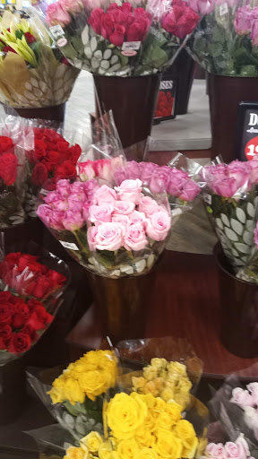 Grocery Store «Safeway», reviews and photos, 138 W Ellendale Ave, Dallas, OR 97338, USA