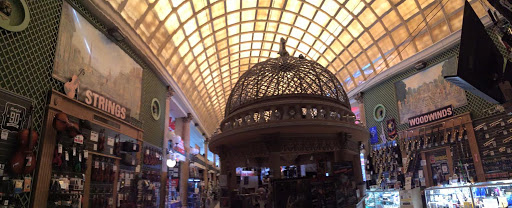 Musical Instrument Store «Sam Ash Music Stores», reviews and photos, 923 N McMullen Booth Rd, Clearwater, FL 33759, USA