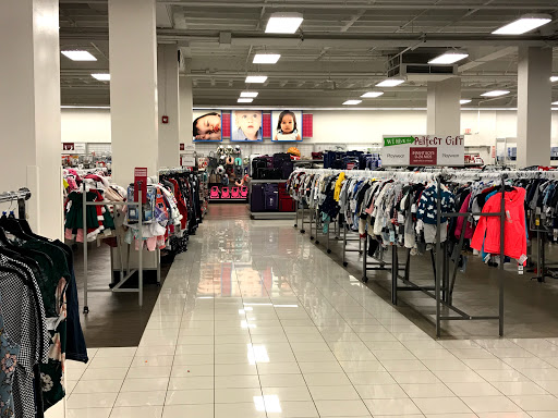 Clothing Store «Burlington Coat Factory», reviews and photos, 6350 Seven Corners Center, Falls Church, VA 22044, USA