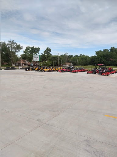 Farm Equipment Supplier «Tarwater Farm & Home Supply», reviews and photos, 4107 NW Topeka Blvd, Topeka, KS 66617, USA