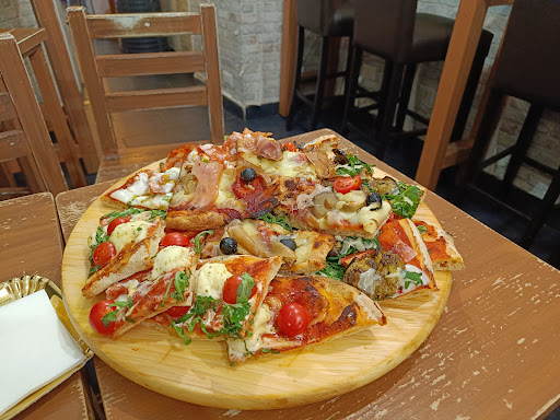 Pizza e Panini di Roma in Roma, Città Metropolitana di Roma Capitale