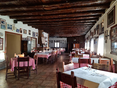 Hostal-Restaurante Avanto - CL-605, 26, 40440 Santa María la Real de Nieva, Segovia, Spain
