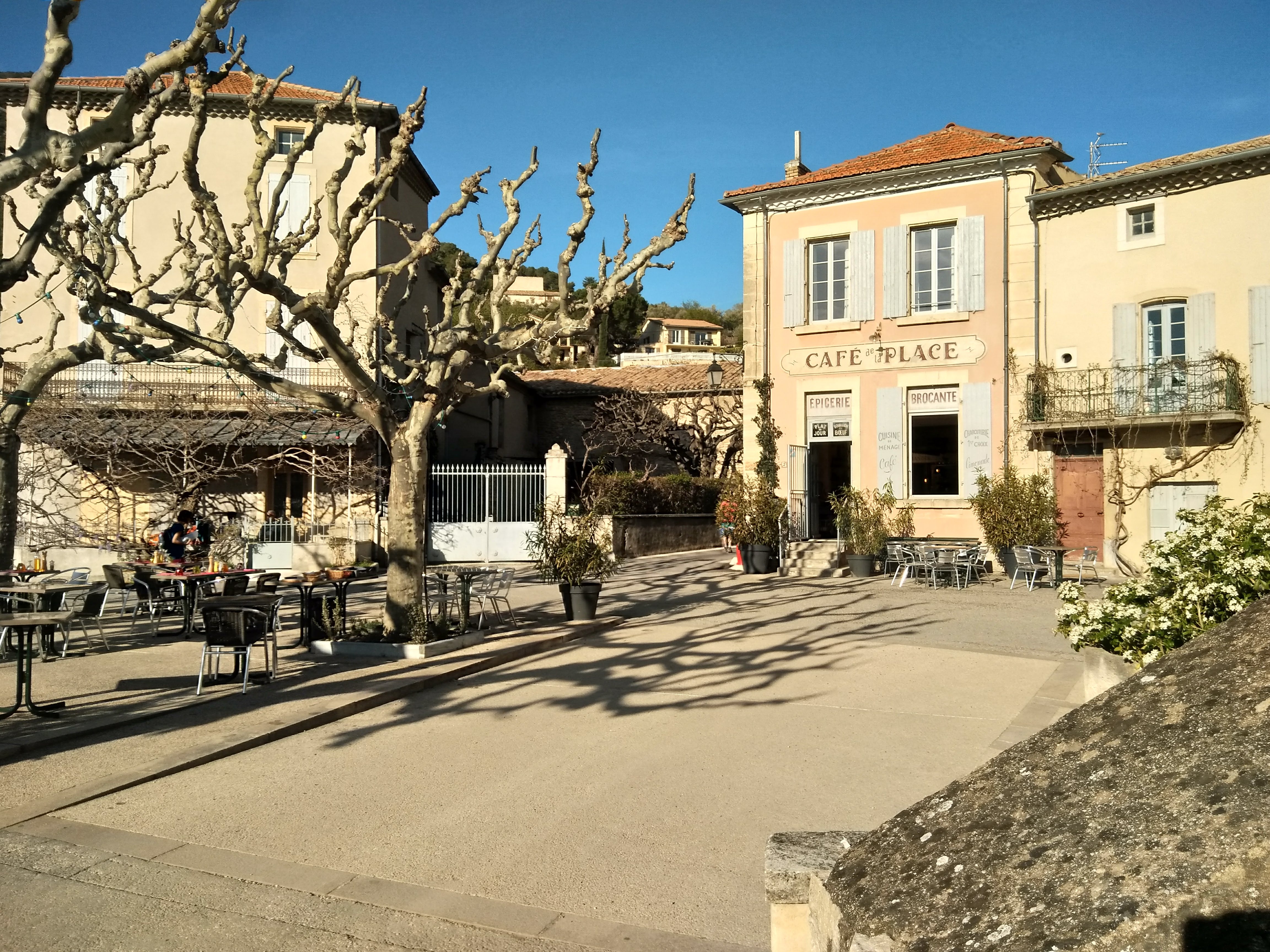 Photo n° 2 de l'avis de Jean.a fait le 29/04/2018 à 22:45