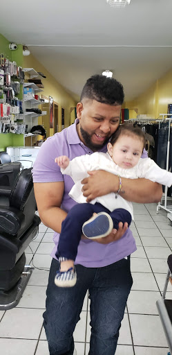 Barber Shop «Luis Barber Shop», reviews and photos, 266 Jamaica Ave, Brooklyn, NY 11207, USA