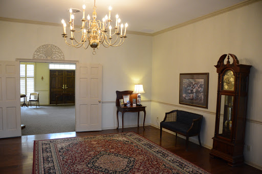 Funeral Home «Loose Funeral Homes & Crematory», reviews and photos, 200 W 53rd St, Anderson, IN 46013, USA