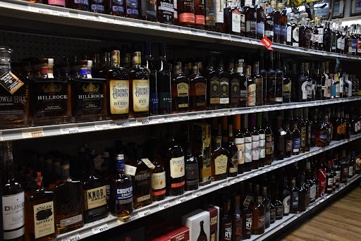 Liquor Store «Economy Liquor Store», reviews and photos, 907 Madison St, Shelbyville, TN 37160, USA