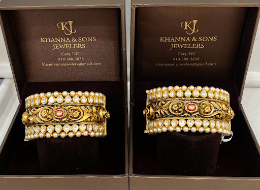 Jeweler «Khanna & Sons Jewelers», reviews and photos, 800 E Chatham St, Cary, NC 27511, USA