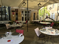 Atmosphère du Restaurant français Logis de la Cadène à Saint-Émilion - n°17
