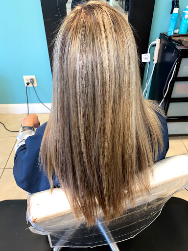 Hair Salon «Glow on main hair salon», reviews and photos, 505 N Main St, Greenville, SC 29601, USA