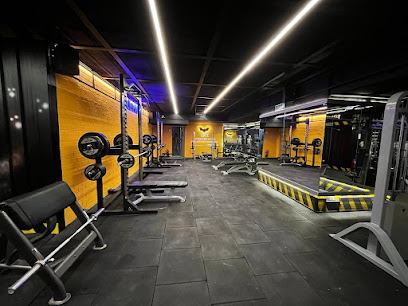 Fly Fit Gym - Available on cult.fit - Gym near New - Eastern Ave A-4, Zyan Building, opposite Gurudwara, Taimoor Nagar, New Friends Colony, New Delhi, Delhi 110025, India