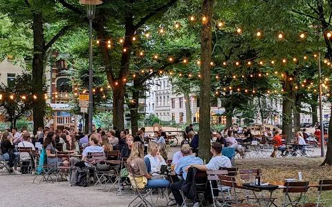 Biergarten Rathenauplatz Veedelstreff image