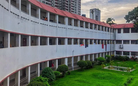 Holy Family Red Crescent Medical College Hospital image