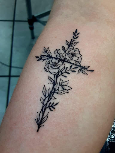 Tattoo Shop «Wizard Tattoo Studio», reviews and photos, 5780 S M L King Jr Pkwy, Beaumont, TX 77705, USA