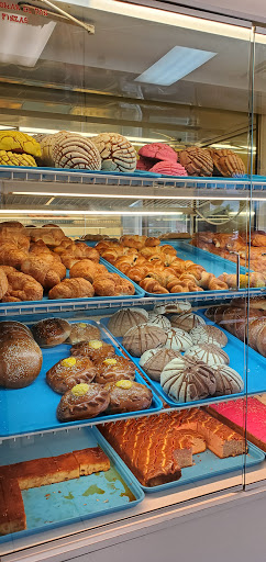 Shopping Mall «Signal Hills Shopping Center», reviews and photos, 1225 S Robert St, West St Paul, MN 55118, USA