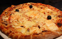 Plats et boissons du Pizzas à emporter Pizza Vival Square à Aurillac - n°18