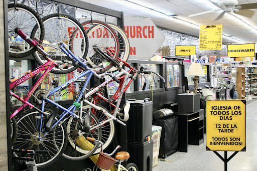 Thrift Store «The Main Place Thrift Store», reviews and photos, 1631 El Camino Real, Tustin, CA 92780, USA