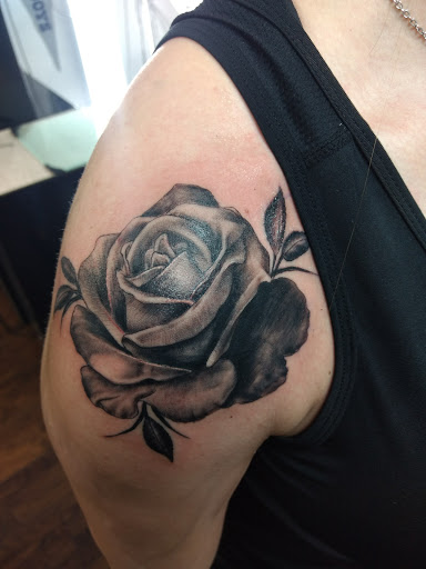 Tattoo Shop «Stay True Tattoo Studio», reviews and photos, 1111 Avenue J, Lubbock, TX 79413, USA