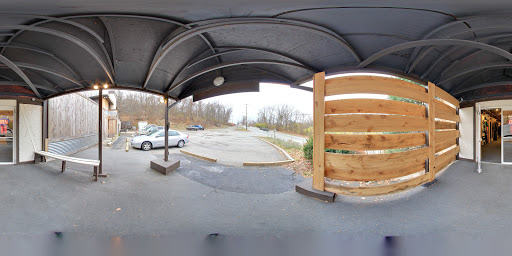 Snowboard Shop «Peak Ski & Snowboard Center», reviews and photos, 640 Center Rd, Pittsburgh, PA 15239, USA