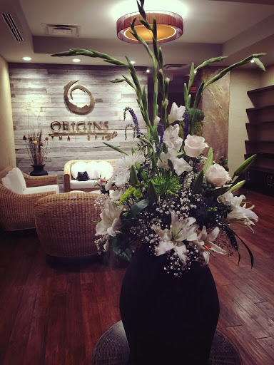 Massage Therapist «Origins Thai Spa», reviews and photos, 925 N Garfield St E, Arlington, VA 22201, USA