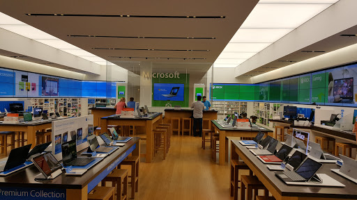 Computer Store «Microsoft Store - City Creek Center», reviews and photos, 51 Main St #145, Salt Lake City, UT 84111, USA