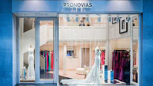 Pronovias Chic