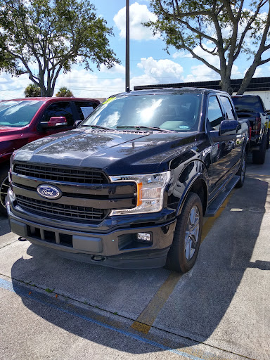 Car Dealer «Tamiami Ford», reviews and photos, 1471 Airport Pulling Rd N, Naples, FL 34104, USA