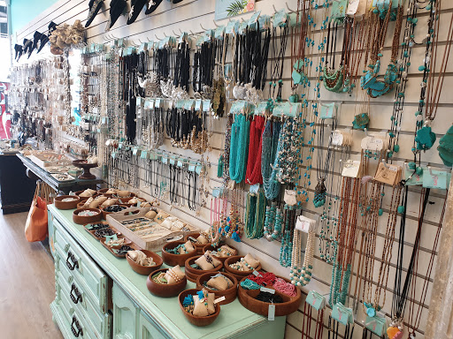 Outlet Mall «Sanibel Outlets», reviews and photos, 20350 Summerlin Rd, Fort Myers, FL 33908, USA