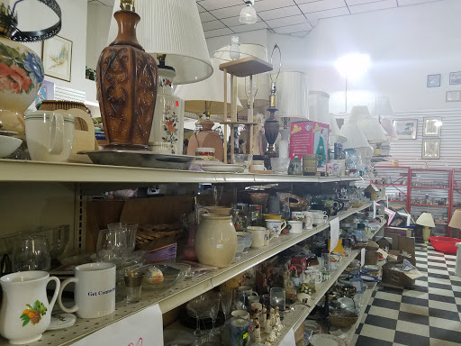 Thrift Store «Sun Rise Thrift Store», reviews and photos, 1880 S Havana St, Aurora, CO 80012, USA