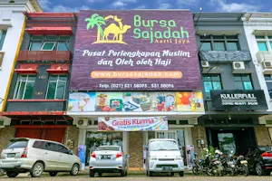 Bursa Sajadah BSD, Tangerang | Toko Perlengkapan & Oleh-oleh Haji/Umroh Terlengkap image