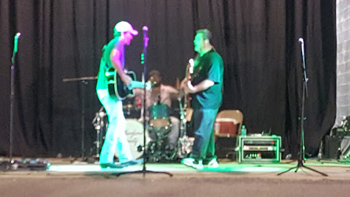 Bar & Grill «South East Gears & Cheers», reviews and photos, 23333 Aurora Rd, Bedford Heights, OH 44146, USA