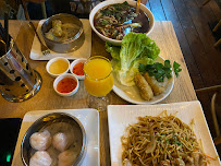 Plats et boissons du Restaurant servant des nouilles chinoises L’art du Ramen à Paris - n°1