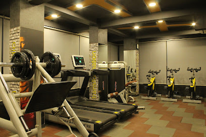 Royal Health Club - Dream Honda Showroom, B-101, Pushpa Nagar - 2, Pushpa Nagar Society, B/H, Udhana, Surat, Gujarat 394210, India