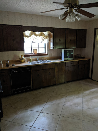 Cabinet Maker «The Legacy Cabinet Company», reviews and photos, 109 Kelly Rd, Niceville, FL 32578, USA