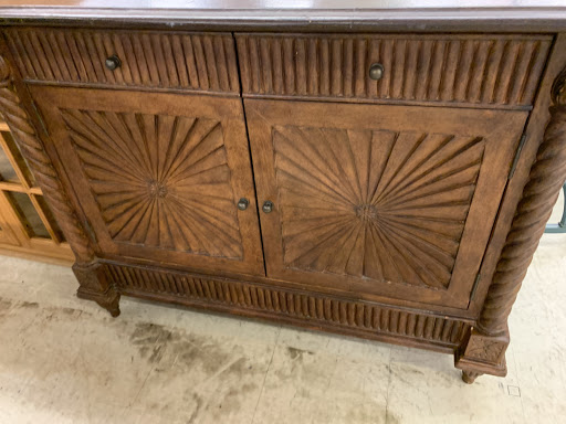 Thrift Store «JUNK 4 UR TRUNK THRIFT STORE», reviews and photos, 5494 New Jesup Hwy, Brunswick, GA 31523, USA