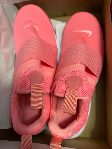 Clothing Store «Nike Factory Store», reviews and photos, 102 The Arches Cir, Deer Park, NY 11729, USA