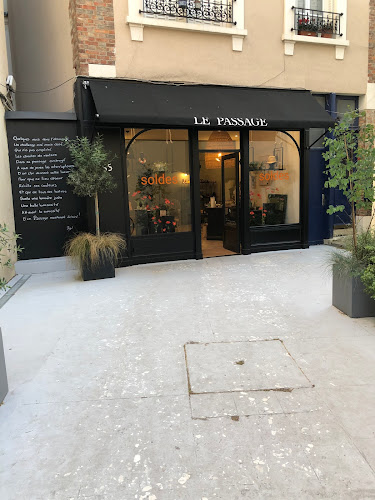 Magasin de chaussures Le Passage Sceaux