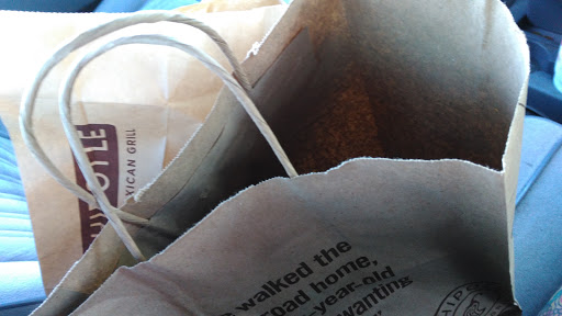 Mexican Restaurant «Chipotle Mexican Grill», reviews and photos, 515 N Hillside St, Wichita, KS 67214, USA