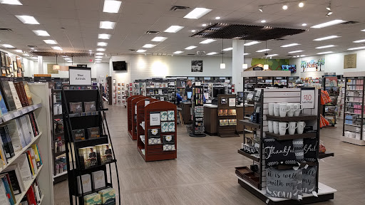 Book Store «LifeWay Christian Store», reviews and photos, 2825 Wilma Rudolph Blvd, Clarksville, TN 37040, USA