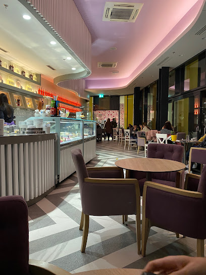 Biberon Food & Cakes Mall of Split - Ul. Josipa Jovića, 21000, Split, Croatia