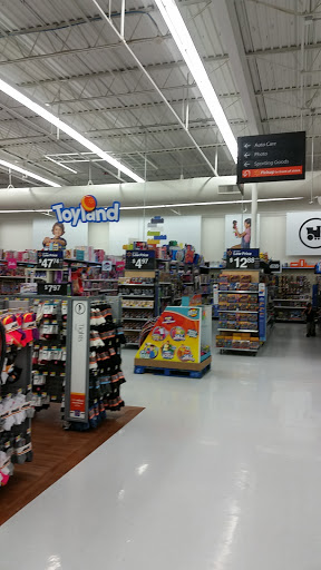 Discount Store «Walmart», reviews and photos, 199 JT Connell Hwy, Newport, RI 02840, USA
