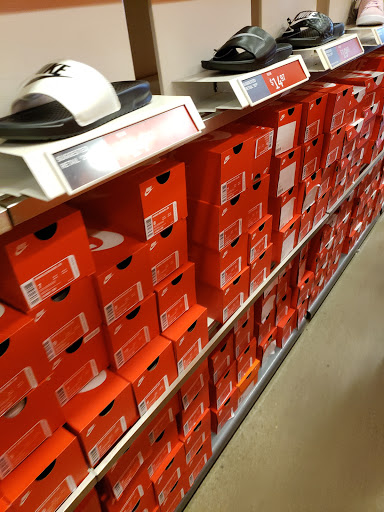 Sporting Goods Store «Nike Factory Store», reviews and photos, 1622 Galleria Blvd, Brentwood, TN 37027, USA