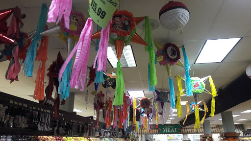 Supermarket «Supremo Food Market», reviews and photos, 270 King St, Perth Amboy, NJ 08861, USA