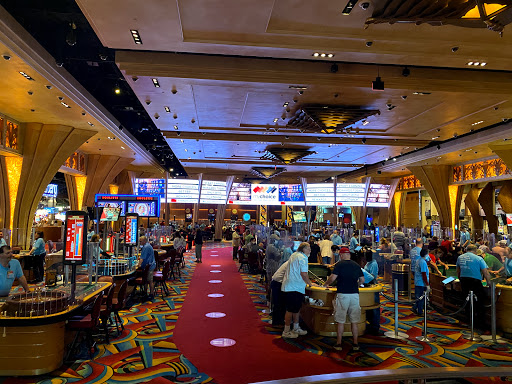 Casino «Hollywood Casino at Charles Town Races», reviews and photos, 580 E 5th Ave, Ranson, WV 25438, USA