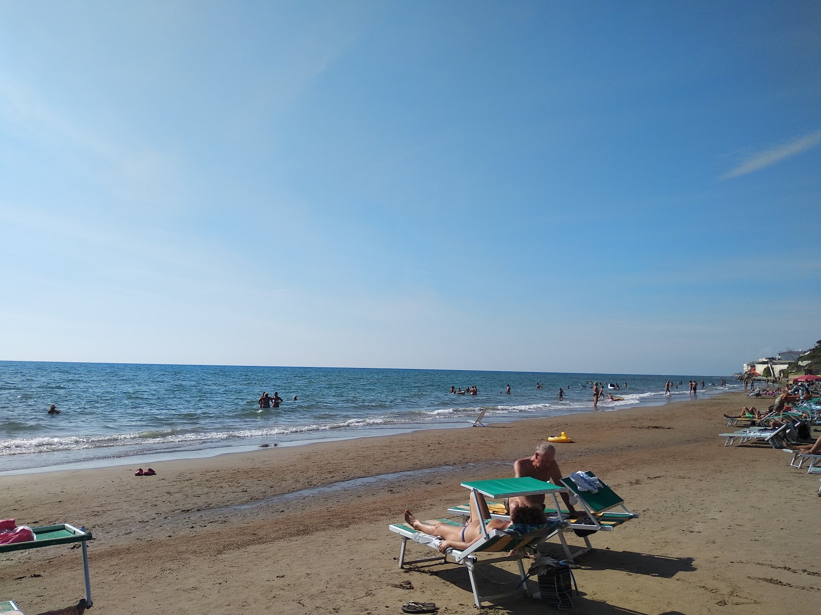 Foto di Lido Garda Anzia Beach - luogo popolare tra gli intenditori del relax