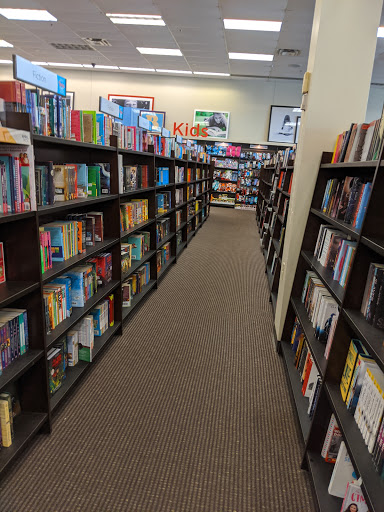 Book Store «Books-A-Million», reviews and photos, 300 Retail Commons Pkwy, Martinsburg, WV 25403, USA