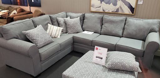 Furniture Store «Value City Furniture», reviews and photos, 4095 Richmond Rd, Warrensville Heights, OH 44122, USA