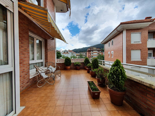 PROINMAX Servicios Inmobiliarios | Miguel Ángel Cornejo en Colindres
