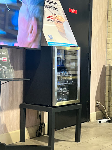 Car Wash «Beach Cities Car Wash», reviews and photos, 1645 Superior Ave, Costa Mesa, CA 92627, USA