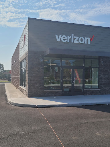 Cell Phone Store «Verizon Authorized Retailer, TCC», reviews and photos, 601 PA-940 #9, Mt Pocono, PA 18344, USA